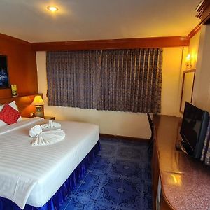 Standard Zimmer mit Kingsize-Bett
